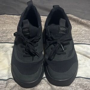 Vans Men's Black Ultrarange Sneakers